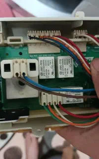 تعمیر لوازم خانگی(یخچال لباسشویی  .. تعویض فیلتر