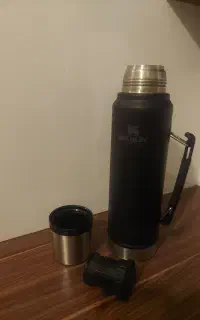 فلاسک استنلی اصل  گنجایش ۱ لیتر