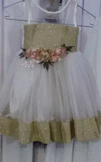 پیراهن دخترانه