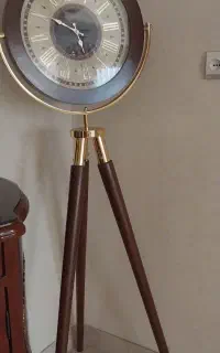 ساعت بسیار شیک