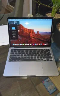 فروش MacBook pro همراه با magic mouse