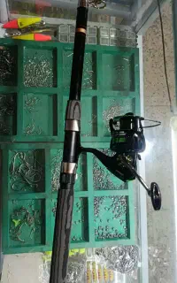 چوب و چرخ ماهیگیری