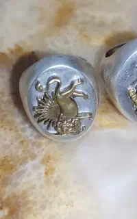 انگشتر تاج وشیرخورشید