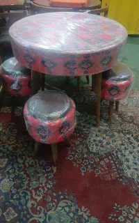 میز ناهارخوری سنتی