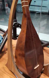 تنبور استاد مفاخری/ صدای واضح و قوی