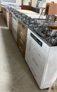 اجاق گاز طرح فر با کابینت ۵ شعله رویه شیشه و استیل