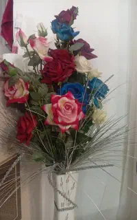 گل های خارجی و ماشین اسباب بازی