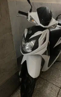 sym sr200