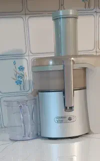 آبمیوه گیری کنوود