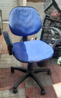 صندلی  چرخ دار