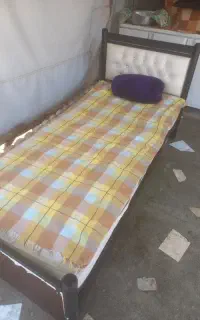 تخت تک نفره تمیز