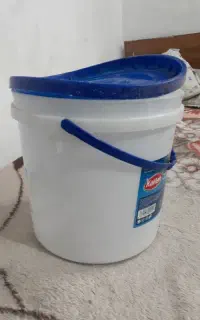 سطل ۱۰کیلویی بادرب ودسته نو