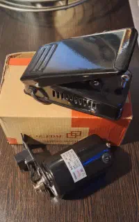 دینام و پدال چرخ خیاطی