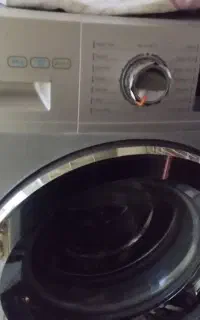 لباس شویی جنرال