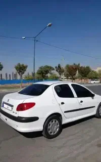 پژو ۲۰۶ اس دی تیپ پنج V8 بدون ضربه سالم