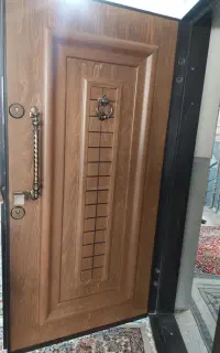درب و دکوراسیون داخلی