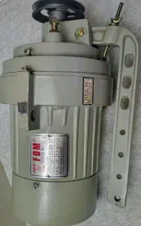 دینام چرخ خیاطی صنعتی کم کارو بسیارتمیز