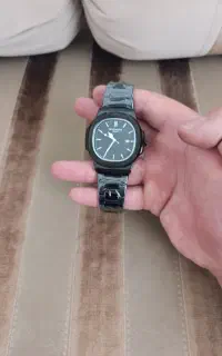 ساعت نو و آکبند