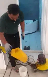 شرکت نظافتی خدماتی / نظافت منزل - ساختمان - ادارات
