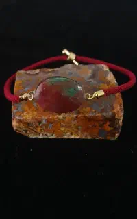 دستبند و گردنبند