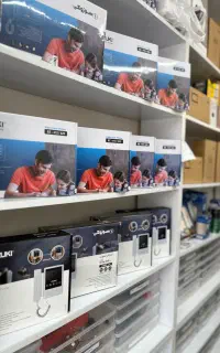 خدمات تخصصی(برق و ایفون صوتی و تصویری)