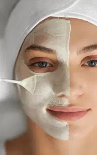 مدل چهره خانم  برای انجام خدمات فیشال