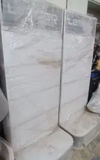 استند