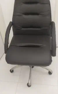صندلی اداری. جک دار
