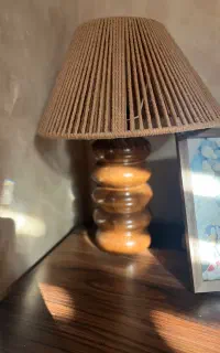 آباژور و گلدان