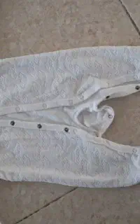 تعداد ۲۵دست لباس نوزادی سایز ۰تا ۶ ماهگی