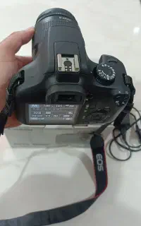 دوربین عکاسی و فیلمبرداری canon همراه با لنز