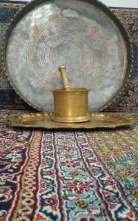 سه عدد اجناس قدیمی ومس وبرنج. می فروشم