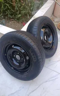 چهار حلقه لاستیک دور ۱۴