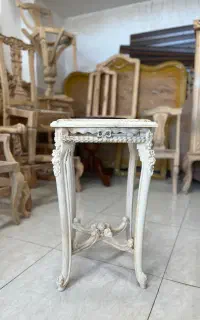 کنار سالنی یا استند پاپیونی