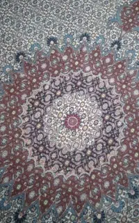 فرش ۹متر ریزماهی ترنج دار دست باف