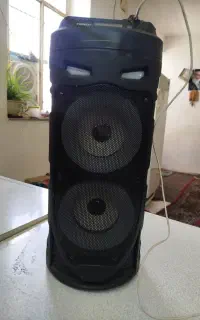 اسپیکر بزرگ