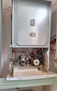 خدمات و تعمیرات انواع پکیج و پمپ اب