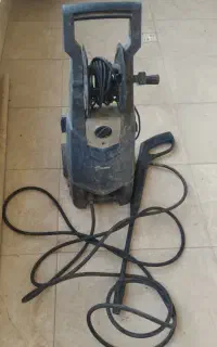 یک دستگاه کارواش