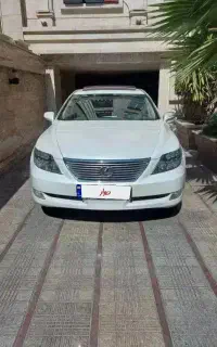 تویوتا لکسوس Ls460 هشت سیلندر در حد