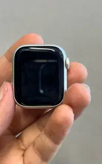 apple watch سری8 سایز41 استارلایت