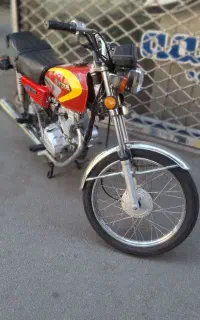 هندا ۱۲۵  استارتی