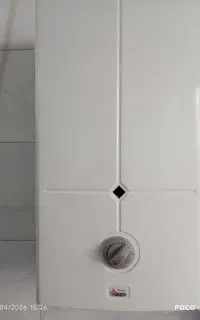 فروش آبگرمکن دیواری بوتان در حد نو