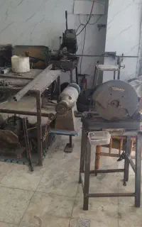 اهنگر ساختار همه کارساختمانی سیار