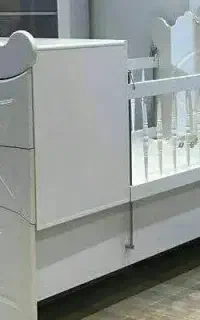 تخت نوزاد و نوجوان