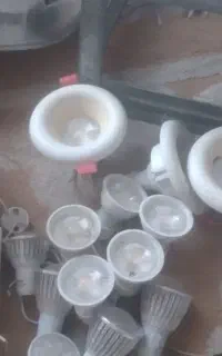 هالوژن و بک لایت