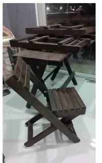 میز و چهار عدد صندلی تاشو