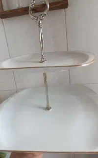 شیرینی خوری