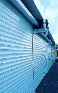 نصب تعمیر درب کرکره جک بازویی  upvc وشیشه سکوریت