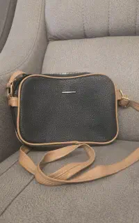 کیف فقط ۵۵۰