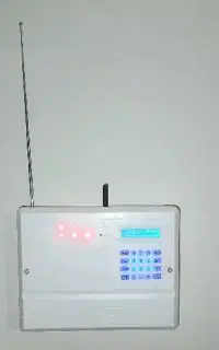 سیستم اعلان سرقت f9 و f10 با ۵ سال گارانتی